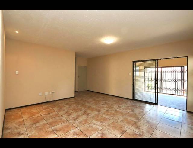 4 BEDROOM PROPERTY TO RENT IN BROADACRES